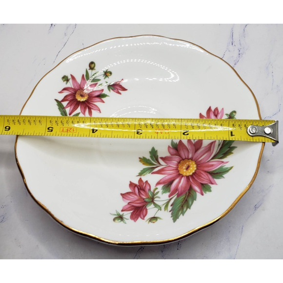 Royal Vale Bone China Pink Floral Tea Cup & Saucer Gold Trim Made In England VTG - Picture 5 of 16